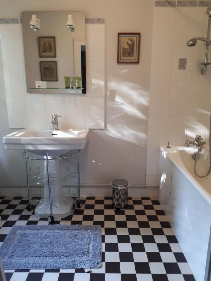 Le Parc Des Aubiers Bed & Breakfast Brion  Exterior photo